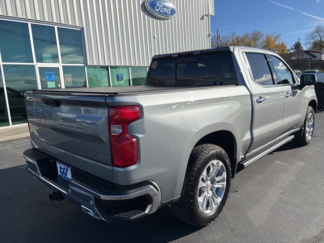 2023 Chevrolet Silverado 1500 LTZ photo 4