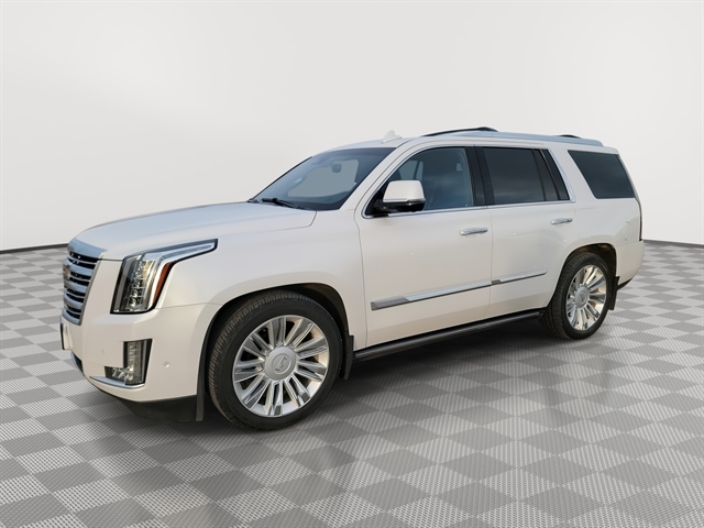 2019 Cadillac Escalade Platinum's photo