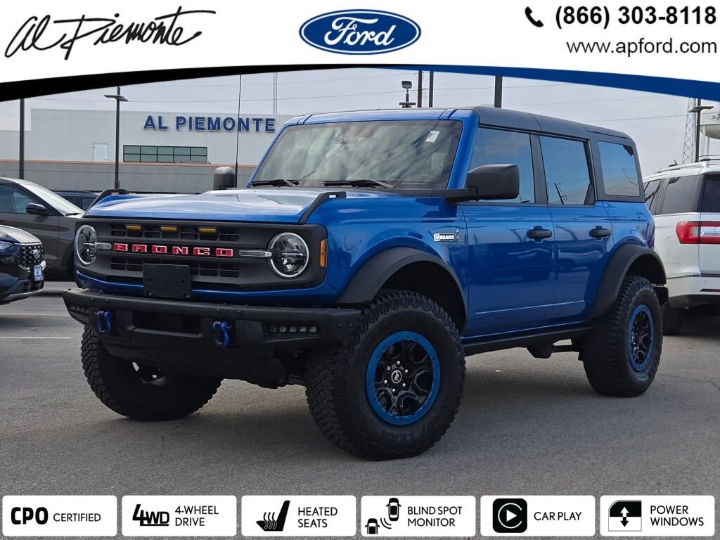 2022 Ford Bronco 4-Door Black Diamond's photo