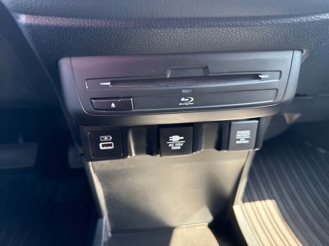 2023 Honda Odyssey Elite photo 34
