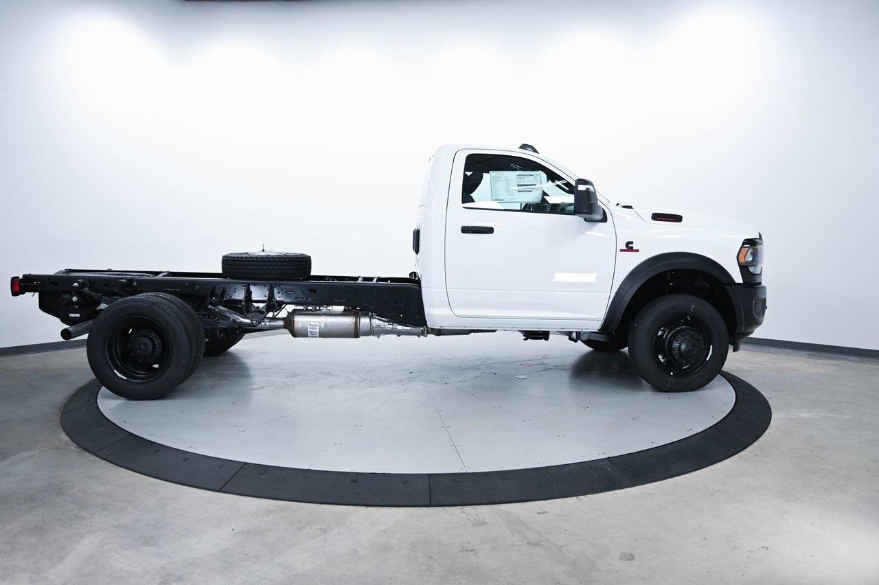 2024 Ram 5500 Tradesman photo 4