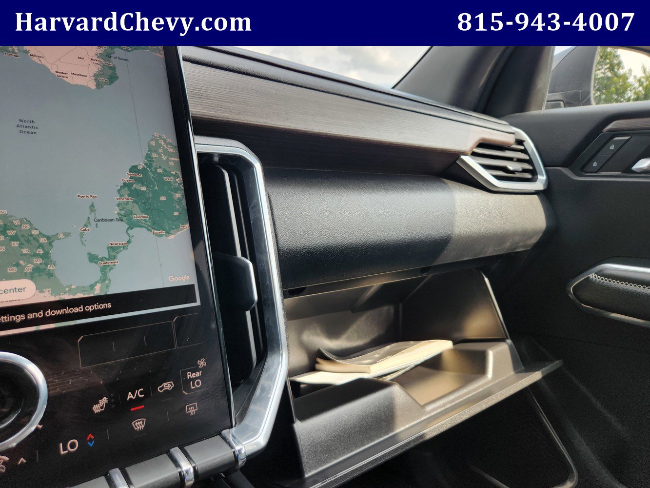2024 Gmc Acadia Denali photo 12