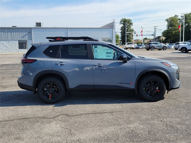 2026 Nissan Rogue SV photo 2
