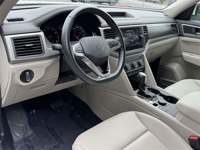 2021 Volkswagen Atlas V6 SE Technology photo 2