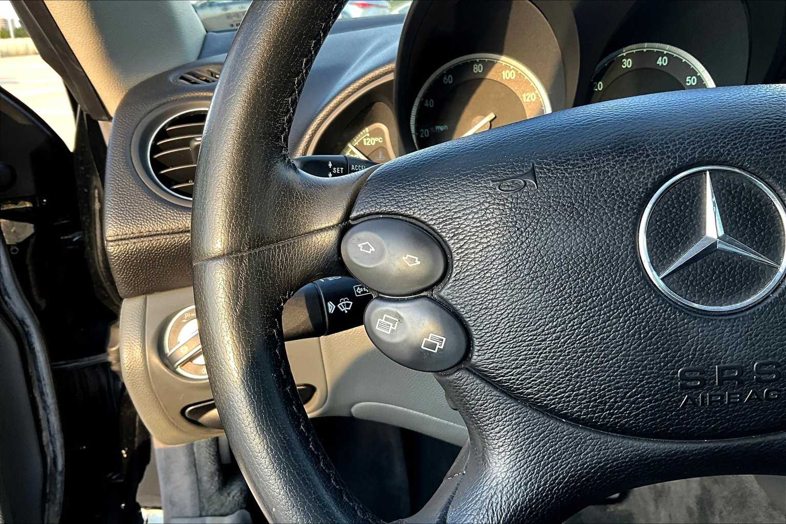 2005 Mercedes Benz SL 500 photo 20