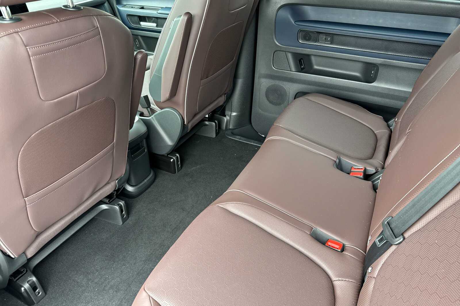 2025 Volkswagen ID. Buzz Pro S photo 12