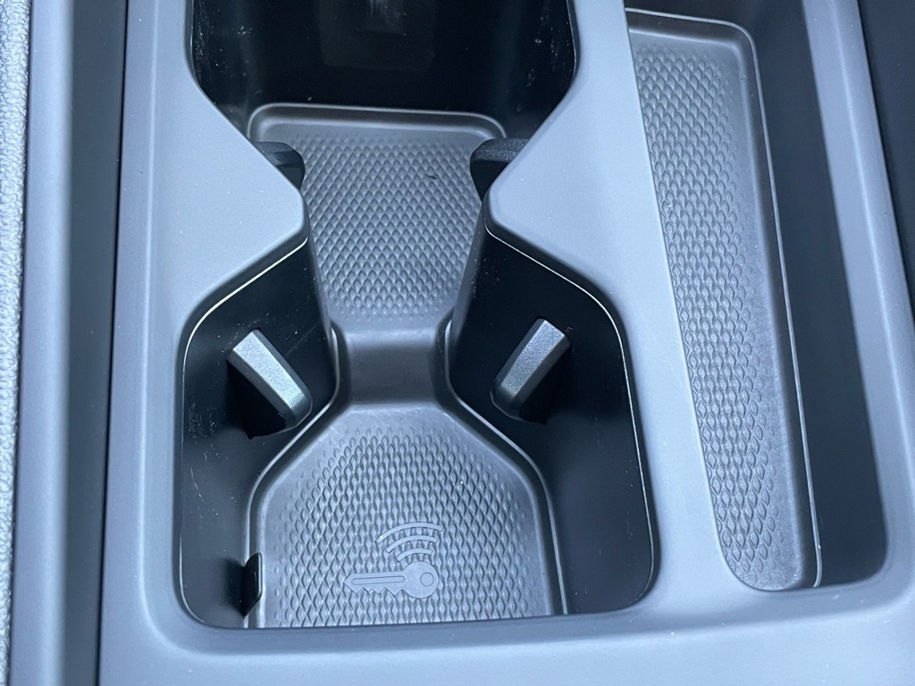 2025 Volkswagen Tiguan SE R-Line Black photo 15
