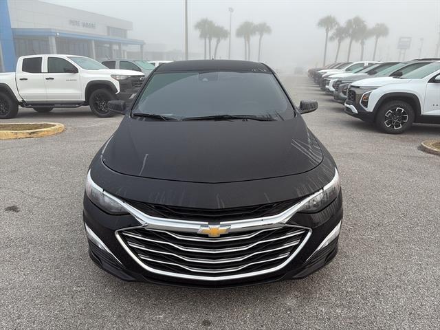 2025 Chevrolet Malibu LS photo 2