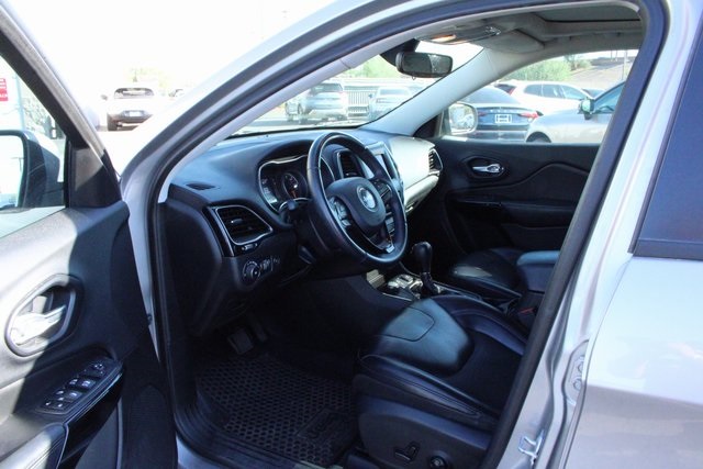 2019 Jeep Cherokee Altitude photo 3