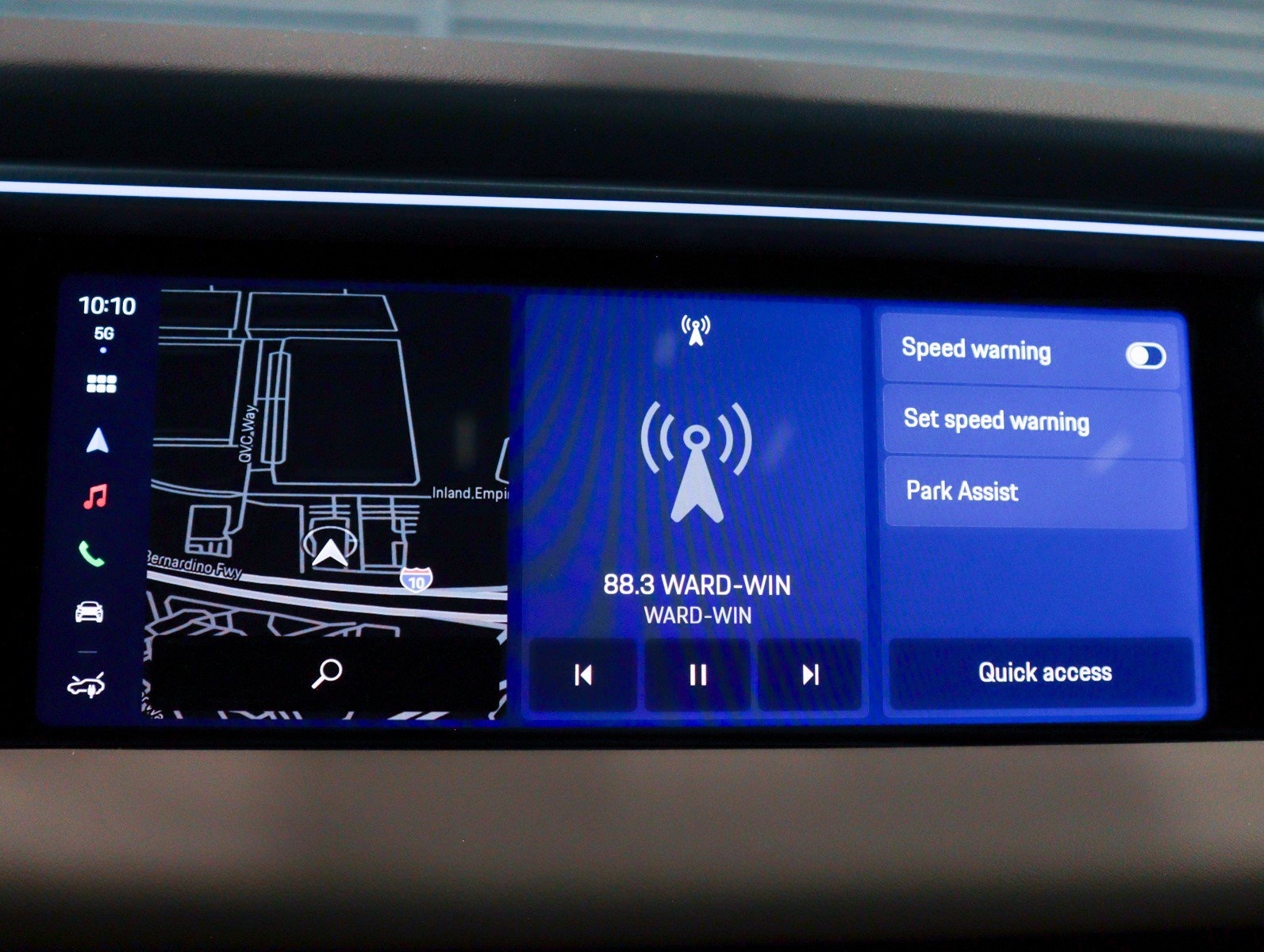 2025 Porsche Macan Electric 4 photo 24