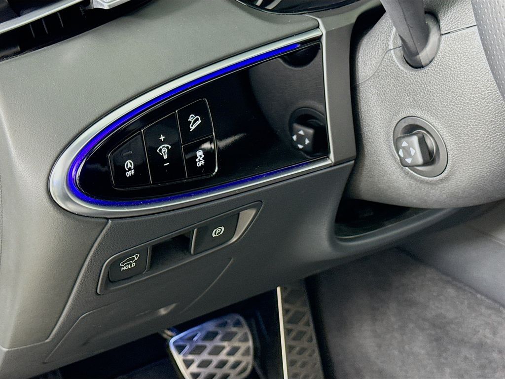 2025 Genesis GV70 3.5T Sport photo 9