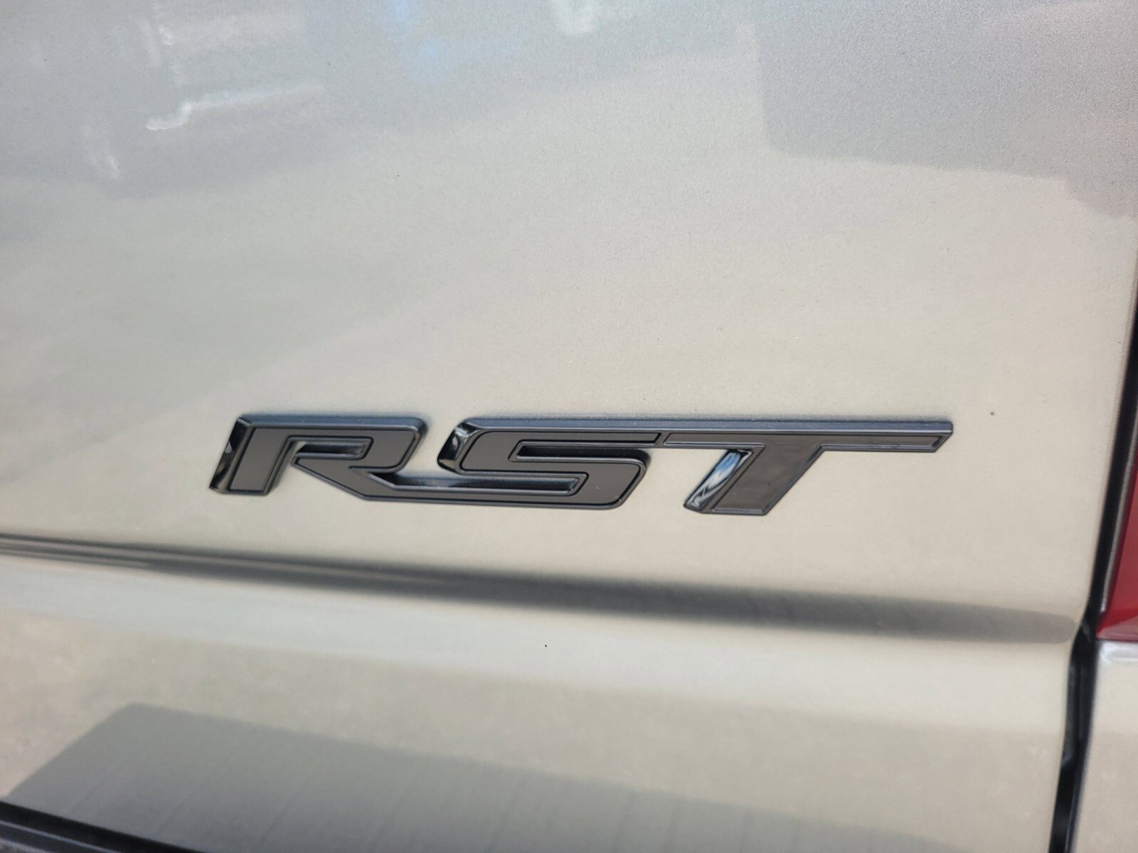 2026 Chevrolet Silverado 1500 RST photo 15