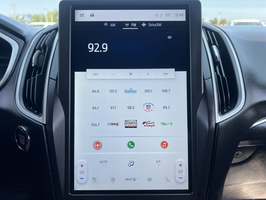 2021 Ford Edge ST photo 4