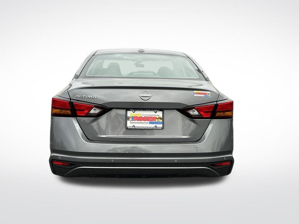 2025 Nissan Altima 2.5 S photo 3