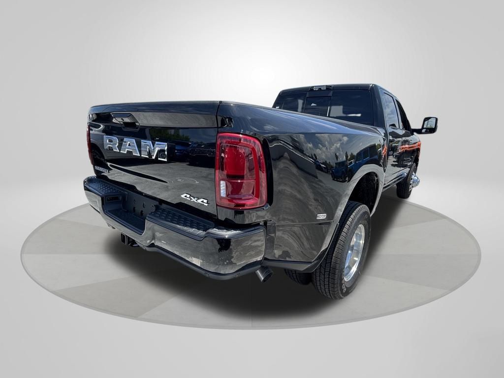 2025 Ram 3500 Laramie photo 5