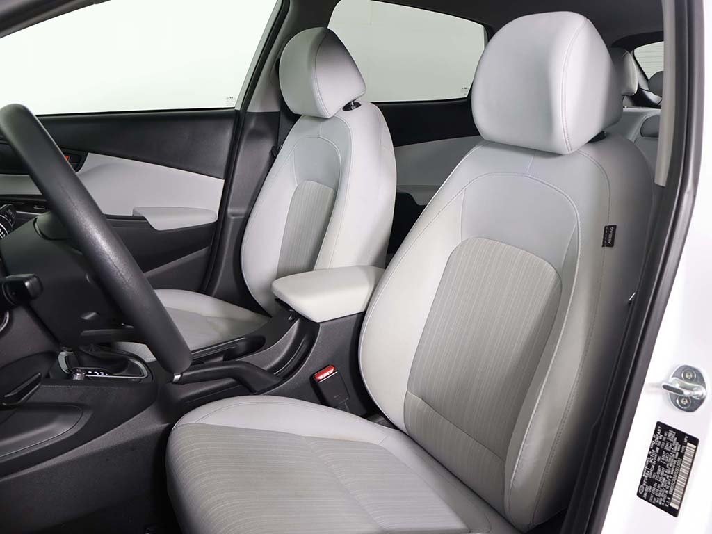 2023 Hyundai Kona SEL photo 17