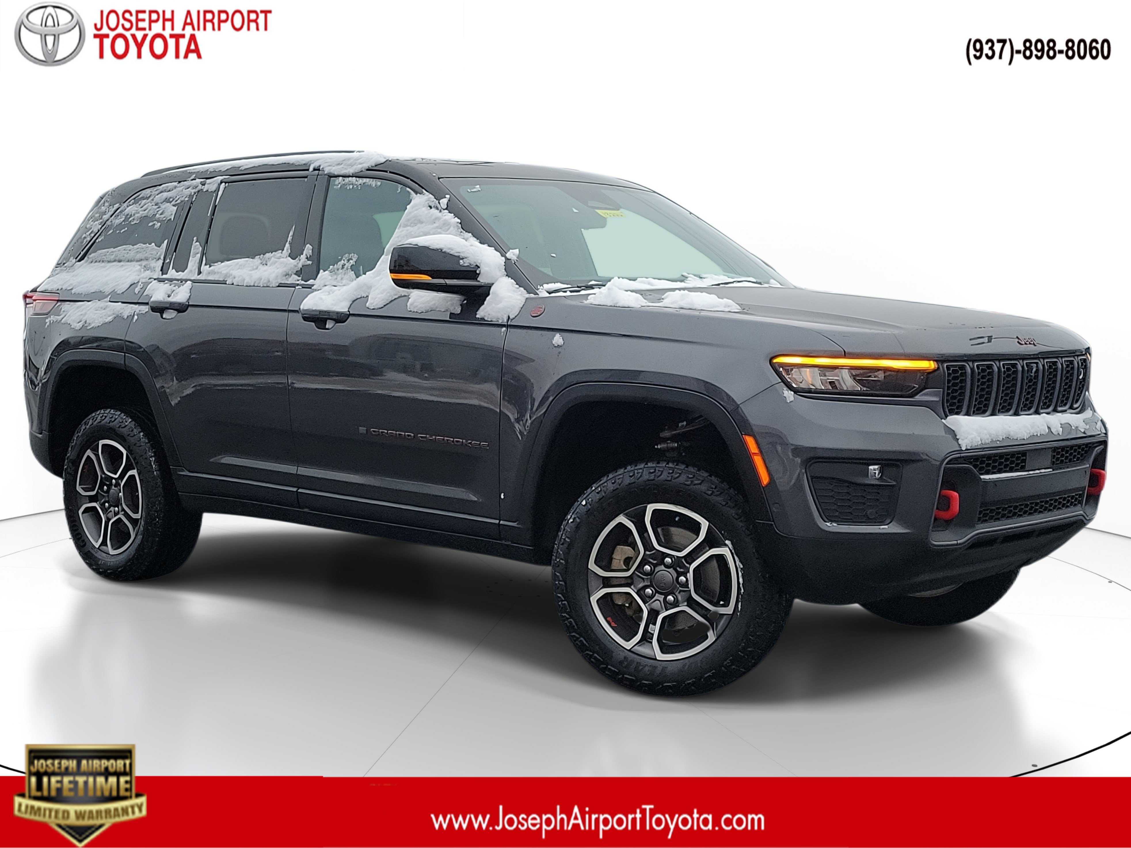 2022 Jeep Grand Cherokee Trailhawk's photo