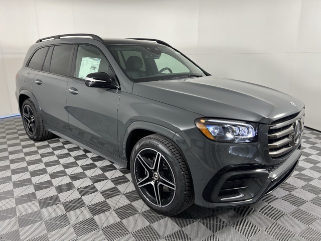 2026 Mercedes-Benz GLS Base's photo
