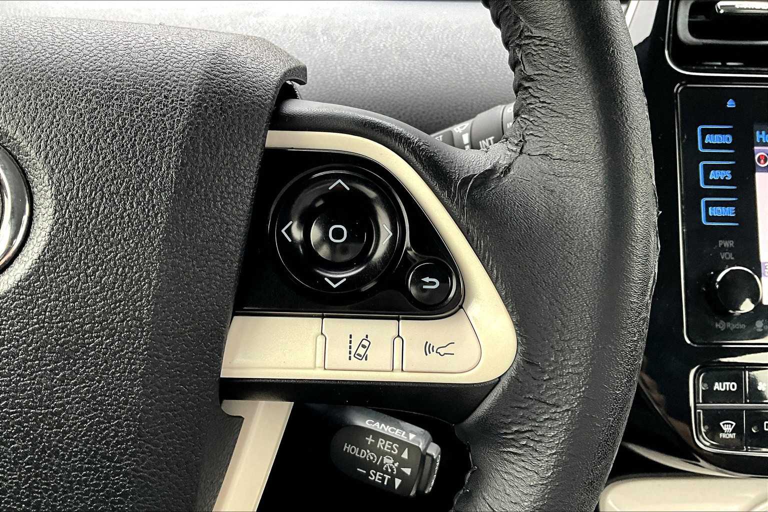 2016 Toyota Prius Three Touring photo 24
