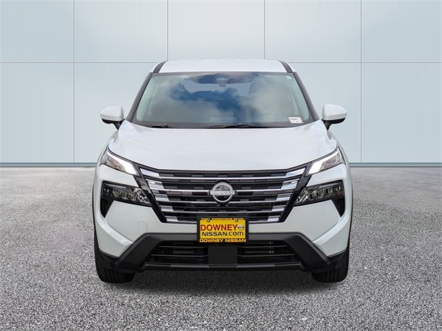 2026 Nissan Rogue SV photo 3