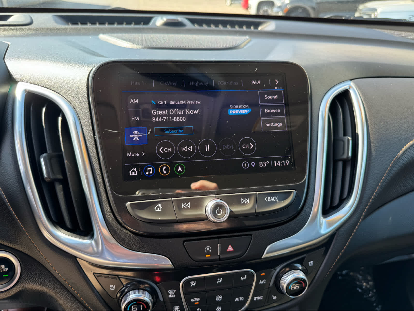 2022 Chevrolet Equinox Premier photo 23