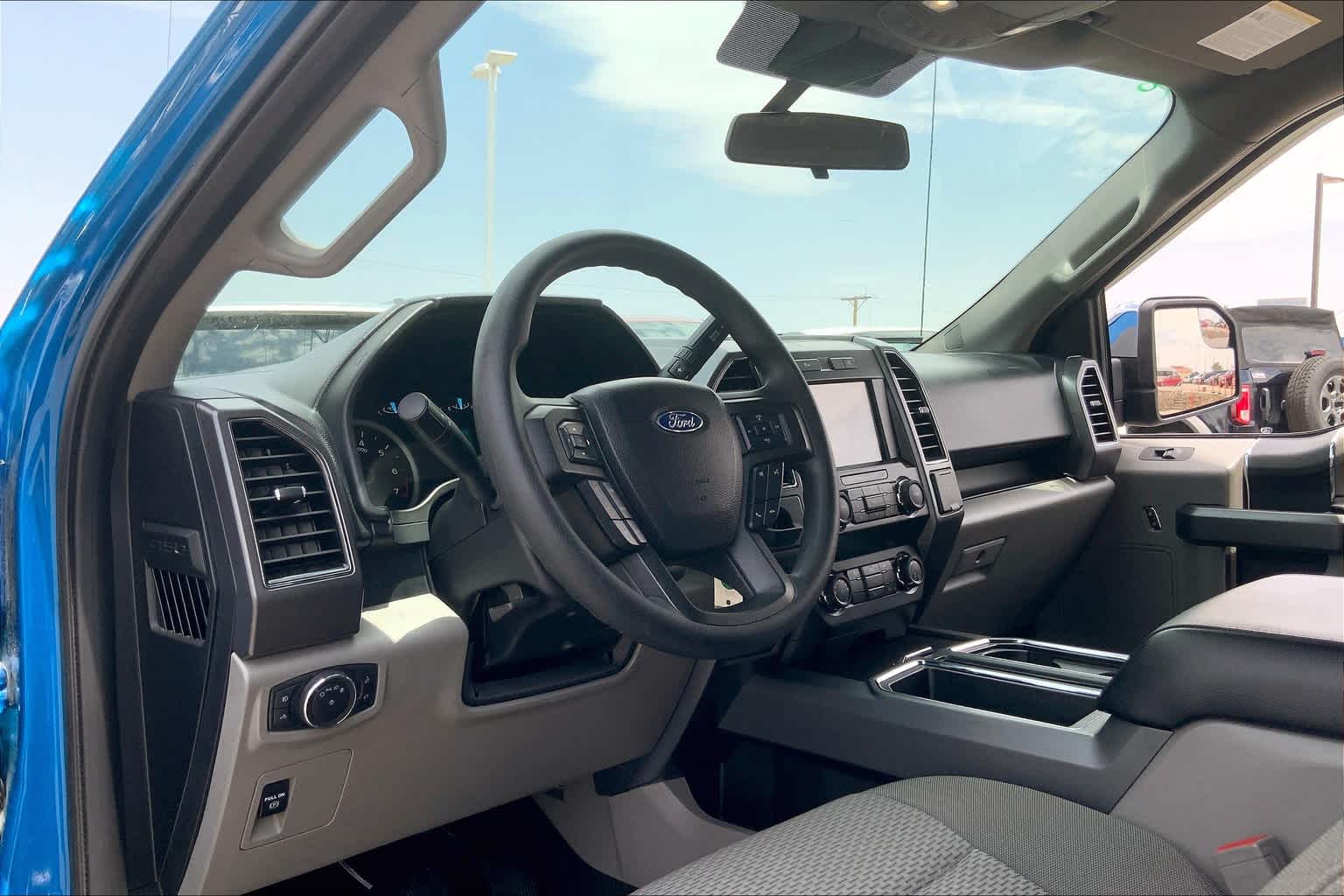2020 Ford F-150 XLT photo 16