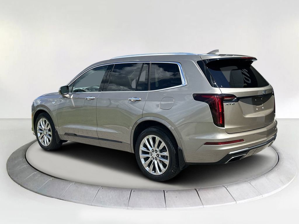 2023 Cadillac XT6 Premium Luxury photo 3