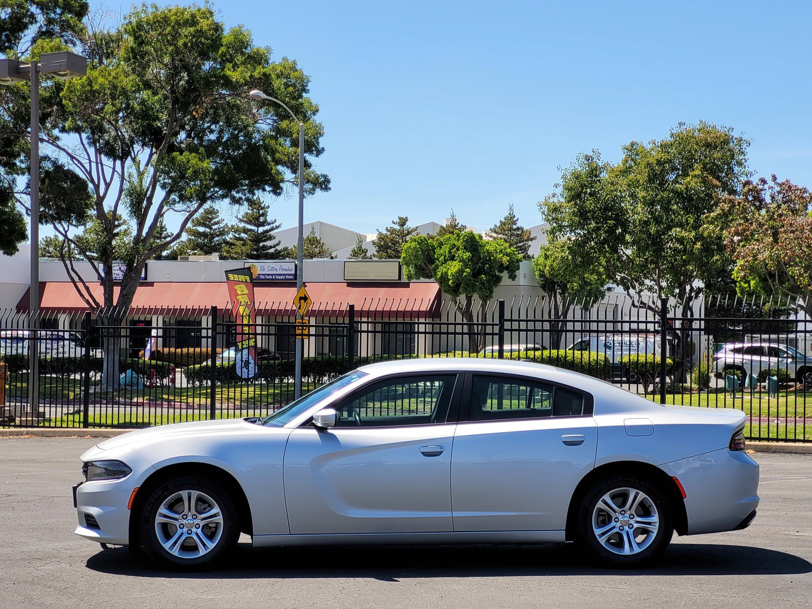 2021 Dodge Charger SXT photo 7