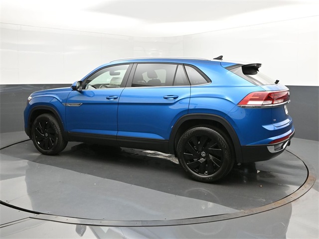 2024 Volkswagen Atlas Cross Sport SE Technology photo 5