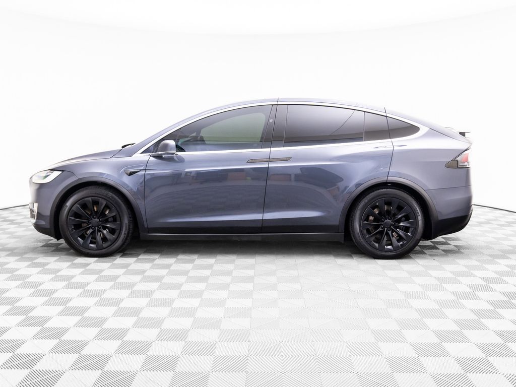 Used 2018 Tesla Model X 100D with VIN 5YJXCDE21JF133716 for sale in Barrington, IL