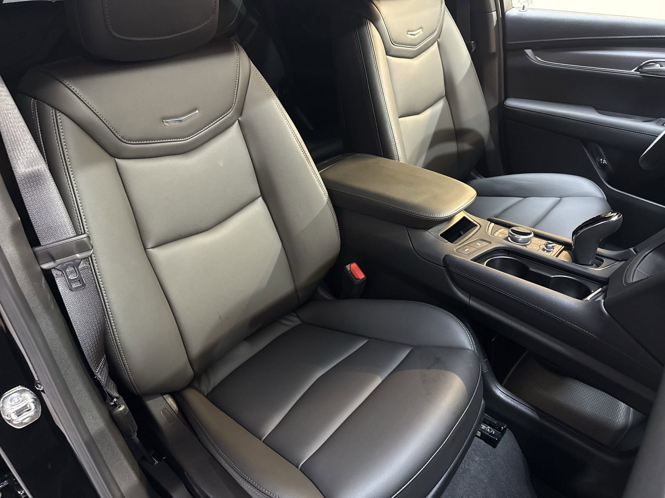 2025 Cadillac XT5 Luxury photo 49