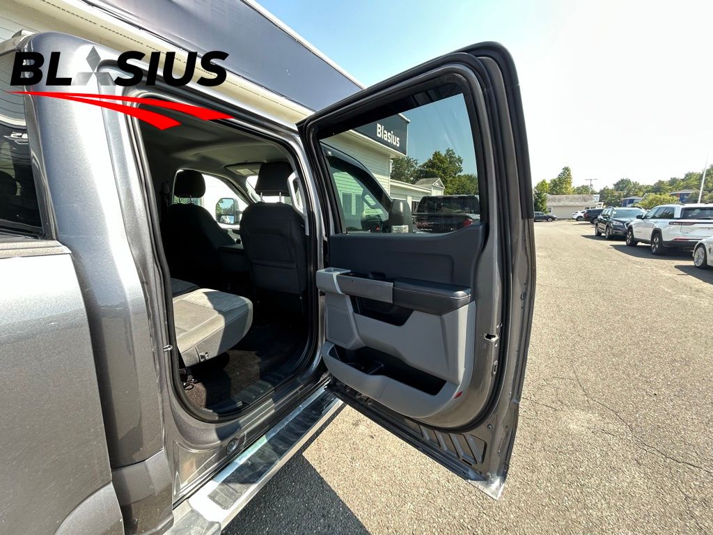 2022 Ford F-150 XLT photo 14