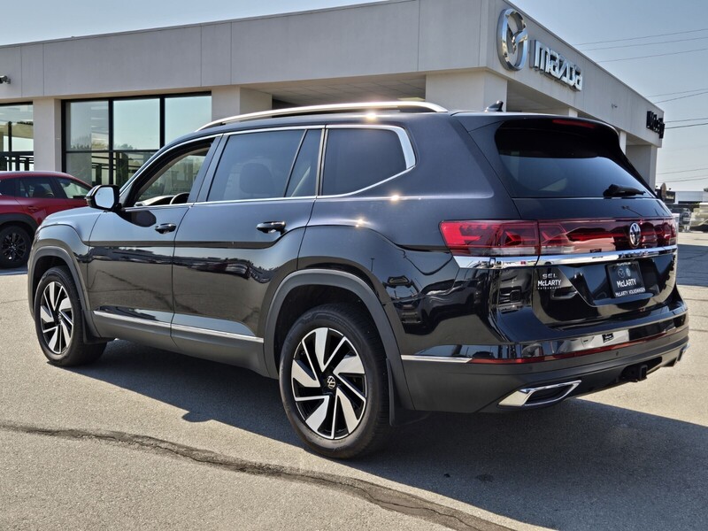 2025 Volkswagen Atlas SEL photo 5