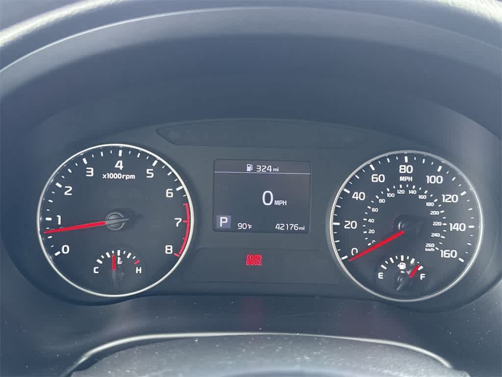 2023 Kia Seltos LX photo 14