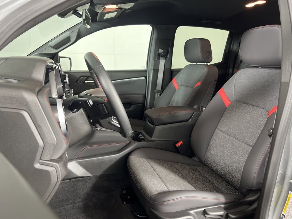 2024 Chevrolet Colorado Z71 photo 5