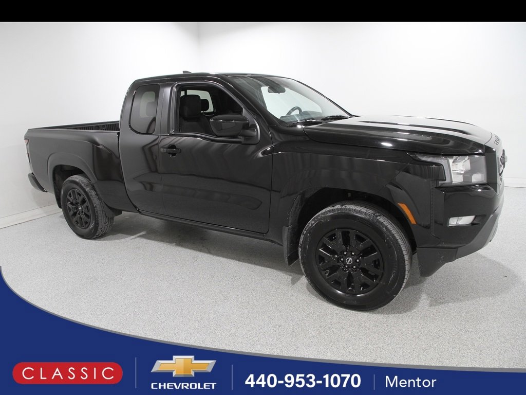 2023 Nissan Frontier SV's photo