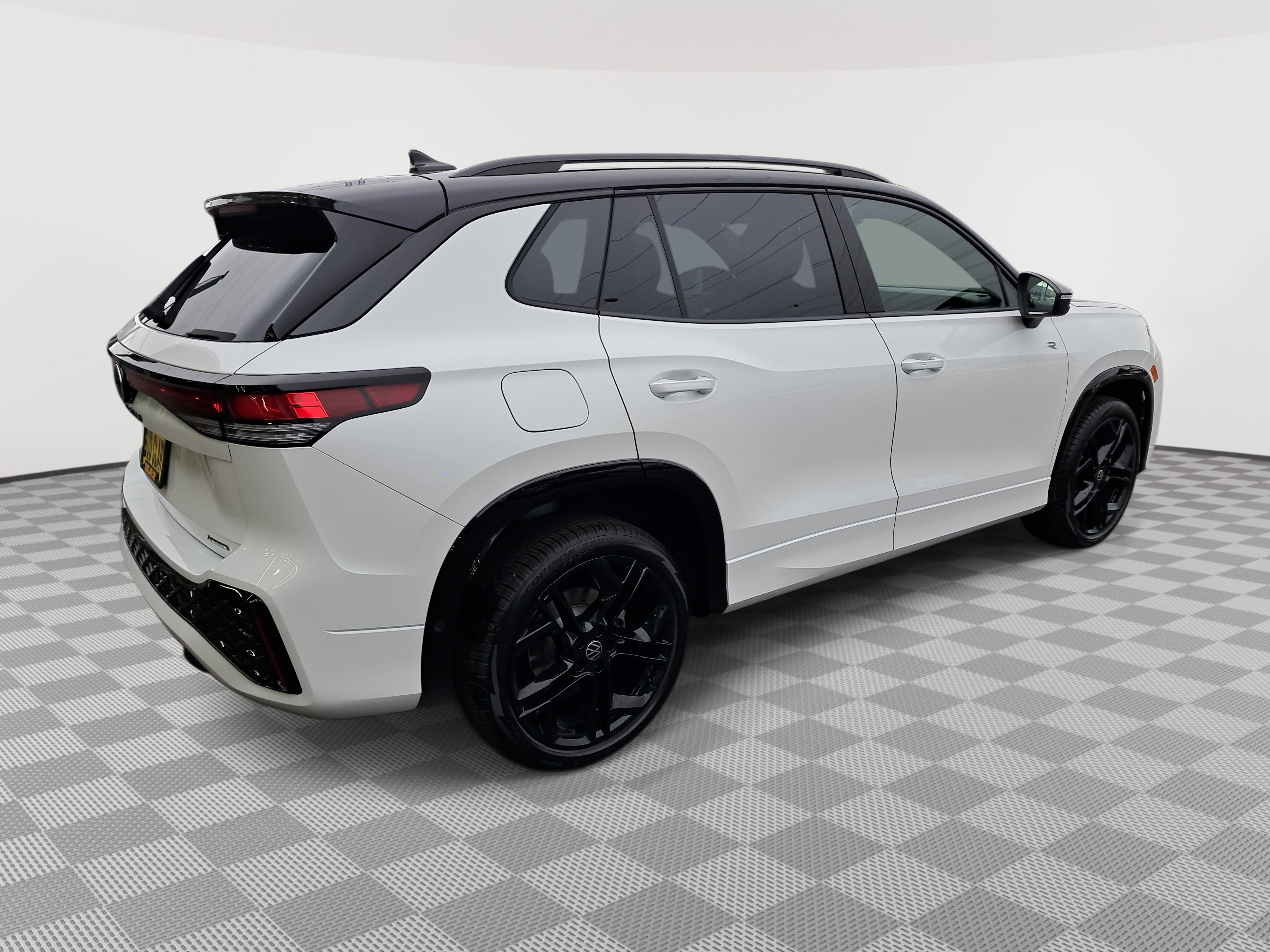2025 Volkswagen Tiguan SE R-Line Black photo 2