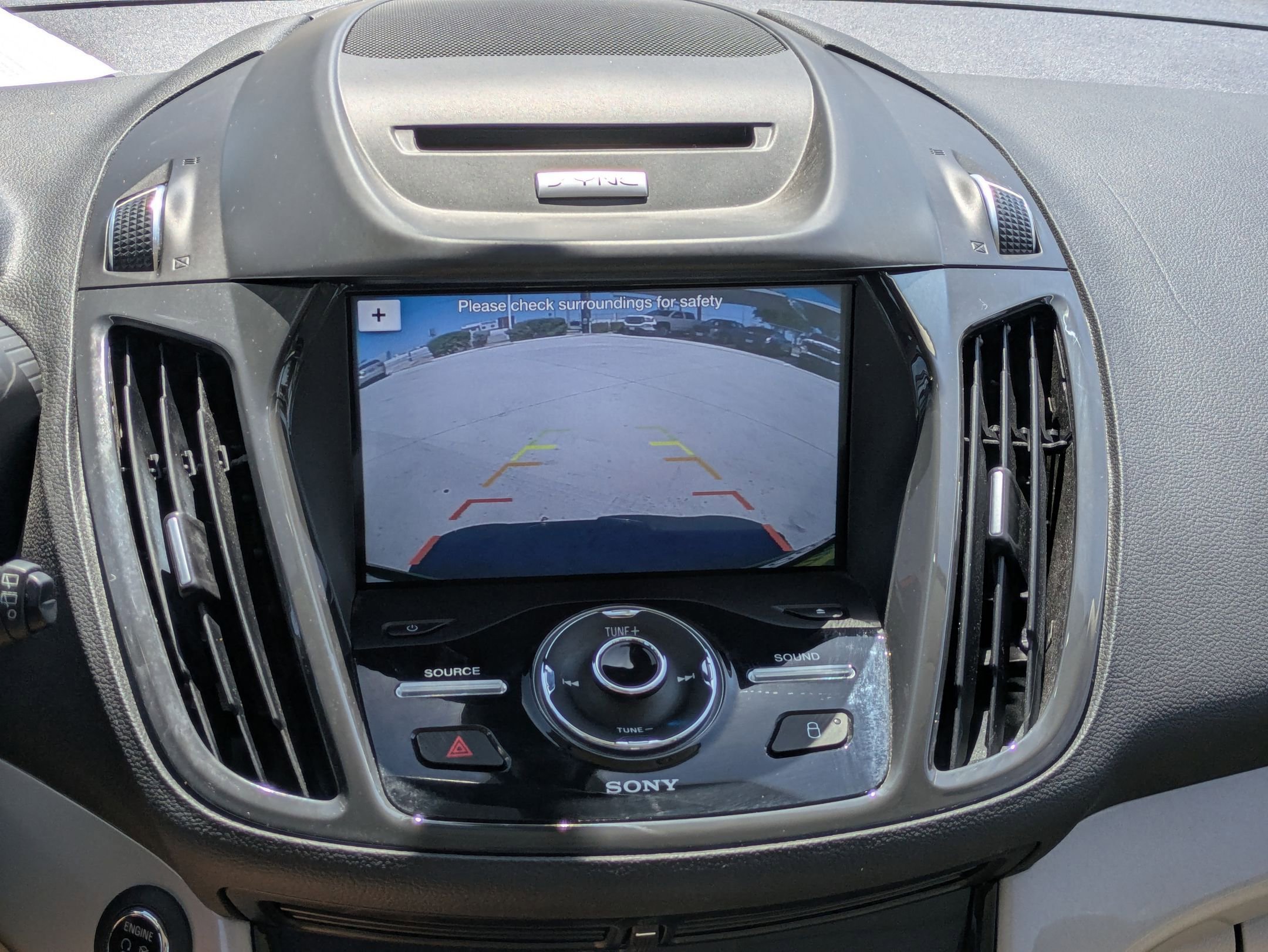 2016 Ford C-Max Energi SEL photo 18