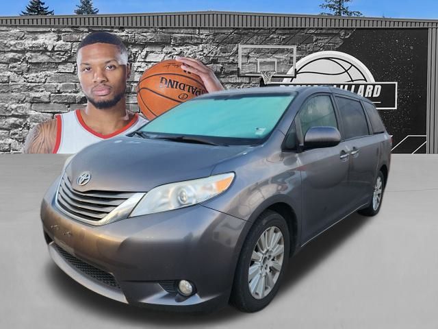 2014 Toyota Sienna XLE
