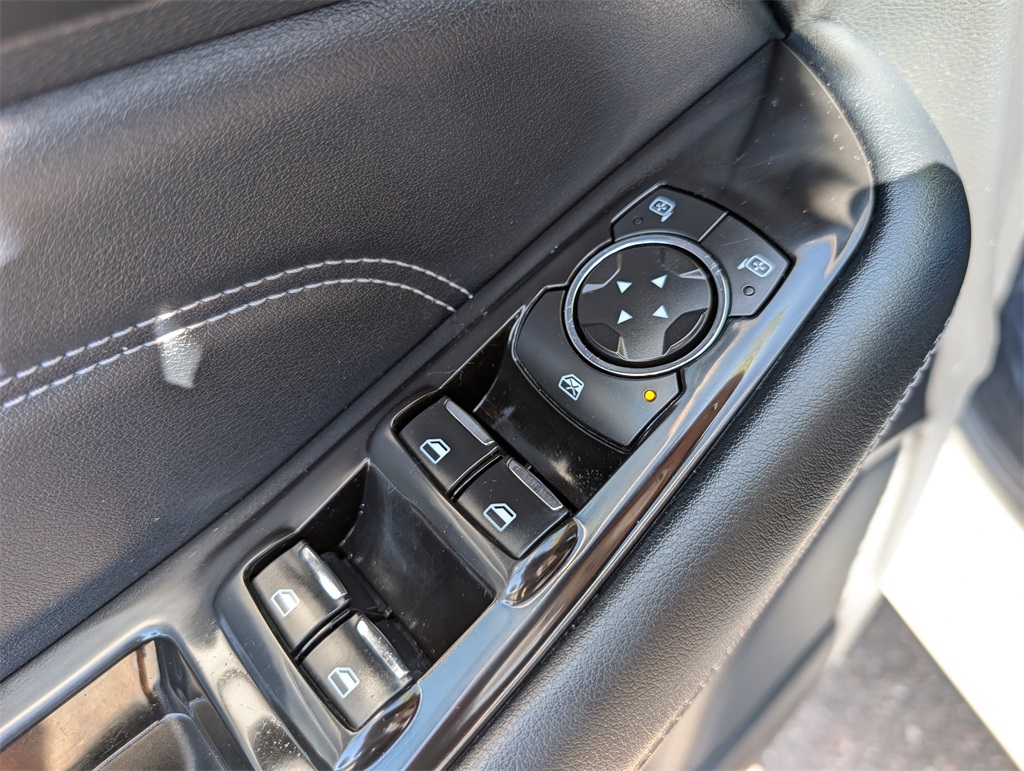 2016 Ford Edge Titanium photo 11