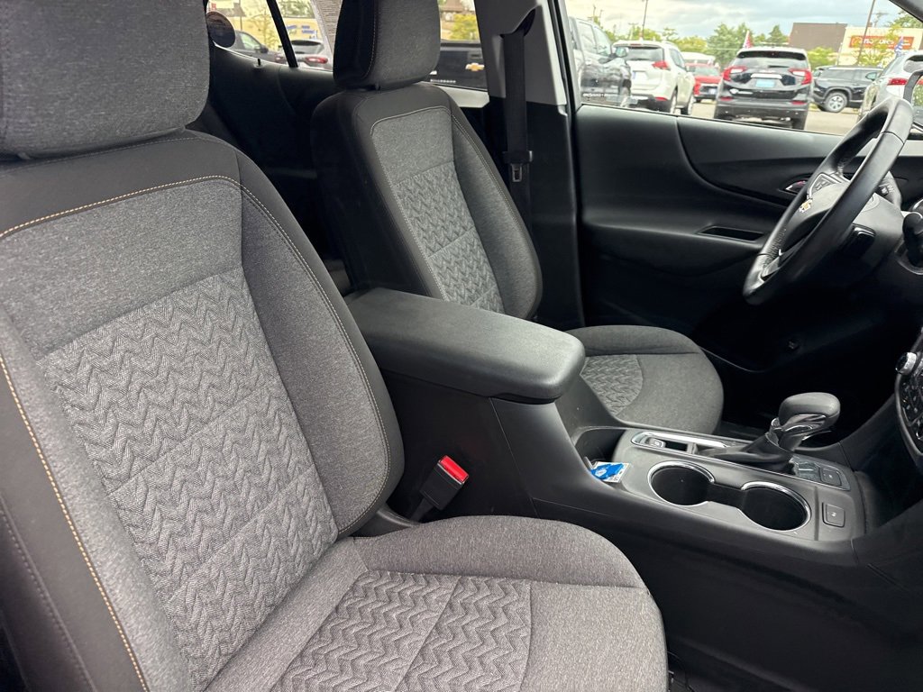 2023 Chevrolet Equinox LT photo 33