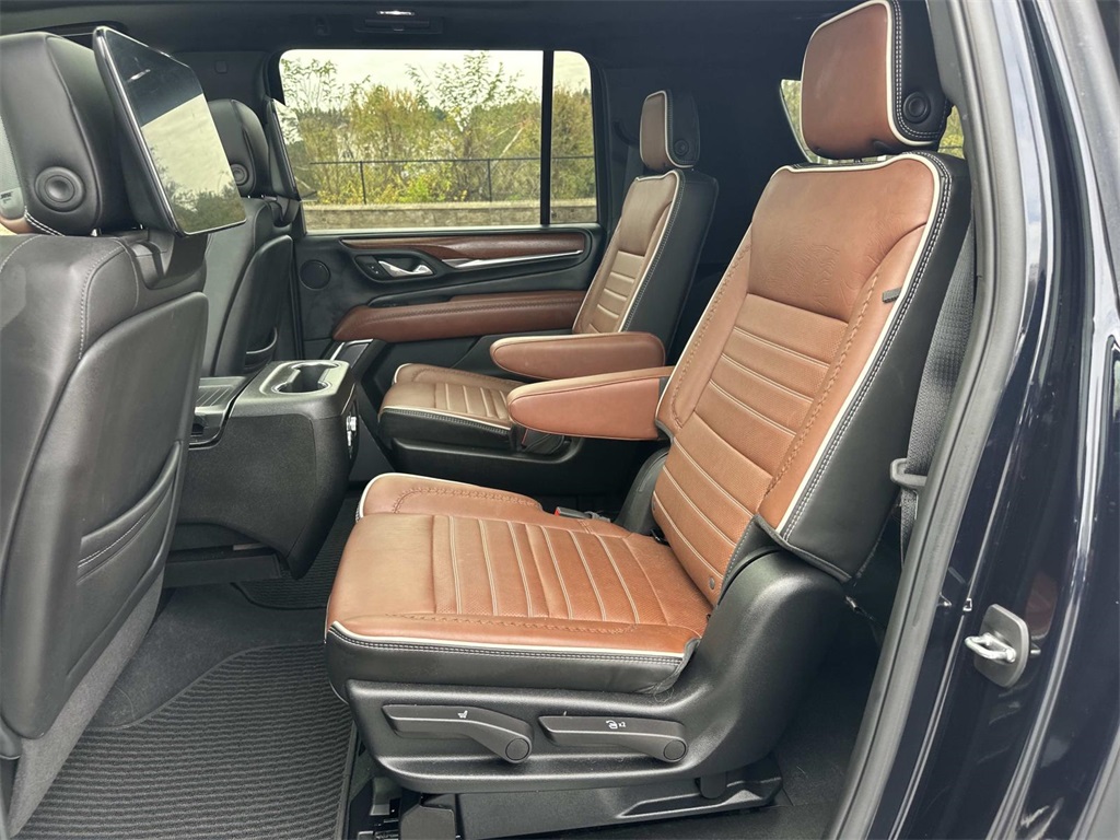 2024 Gmc Yukon XL Denali Ultimate photo 4