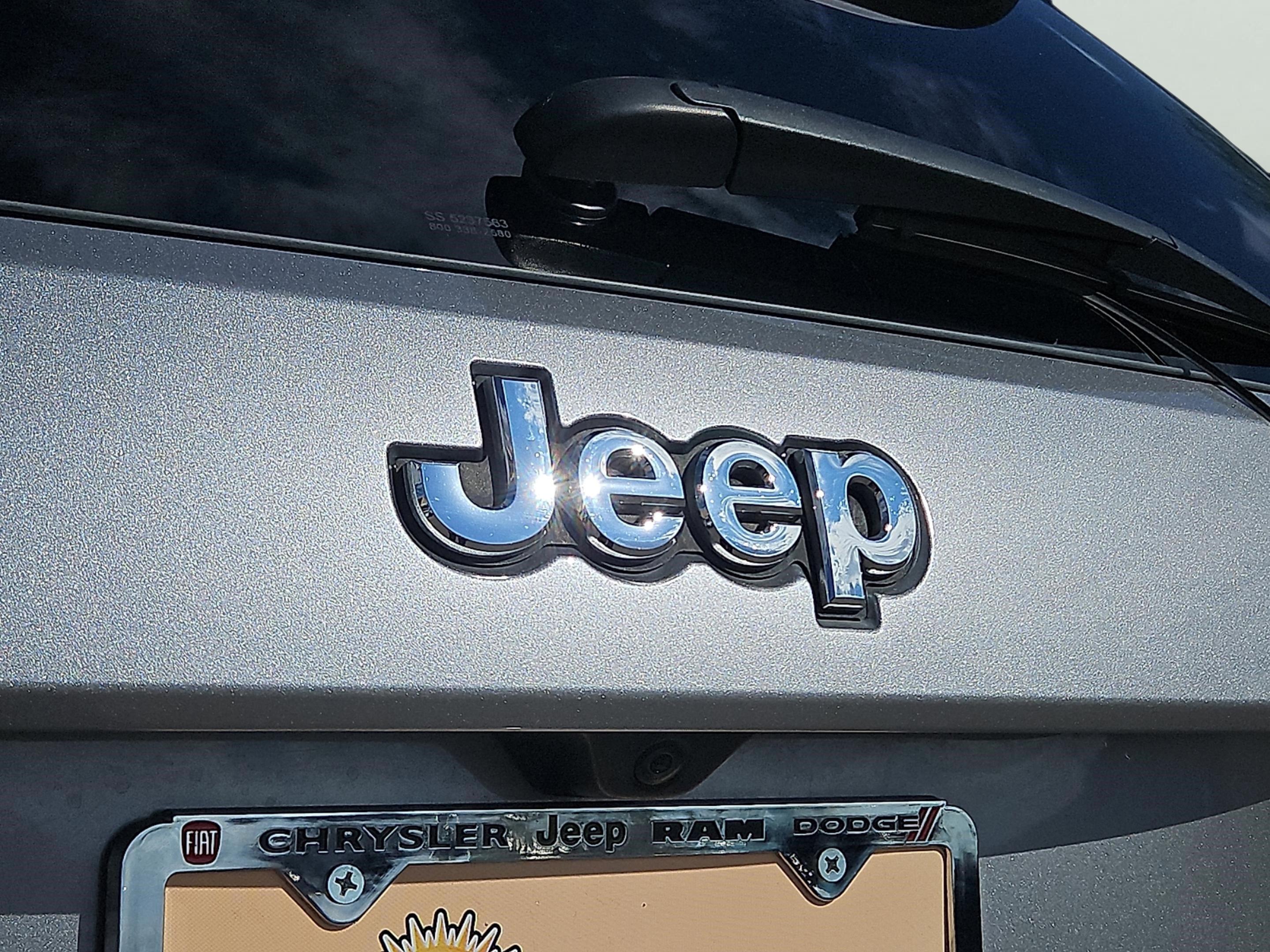 2021 Jeep Grand Cherokee Limited photo 14