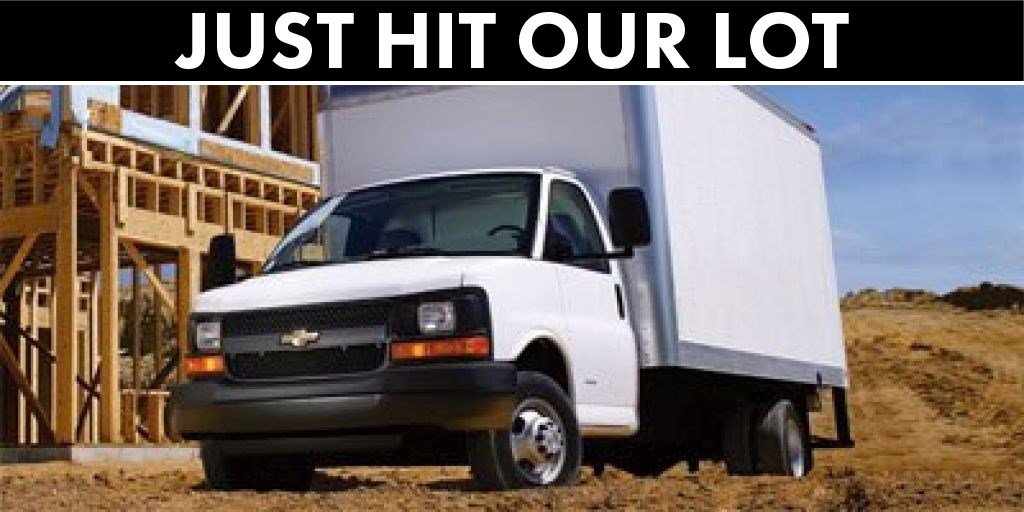 2011 Chevrolet Express G4500's photo