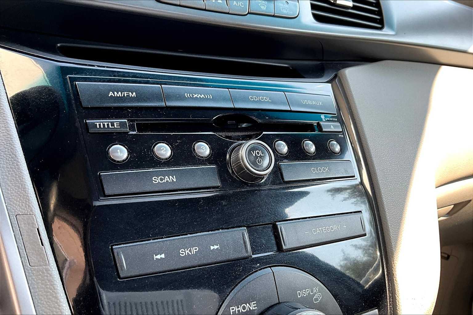 2012 Honda Odyssey EX-L photo 32