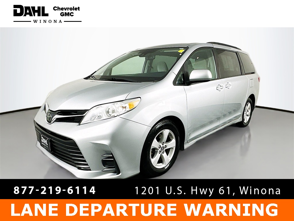 2020 Toyota Sienna LE photo 4