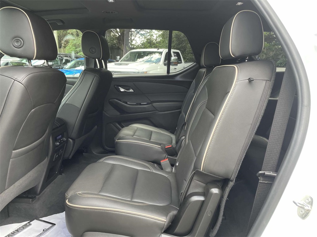 2023 Chevrolet Traverse Premier photo 13