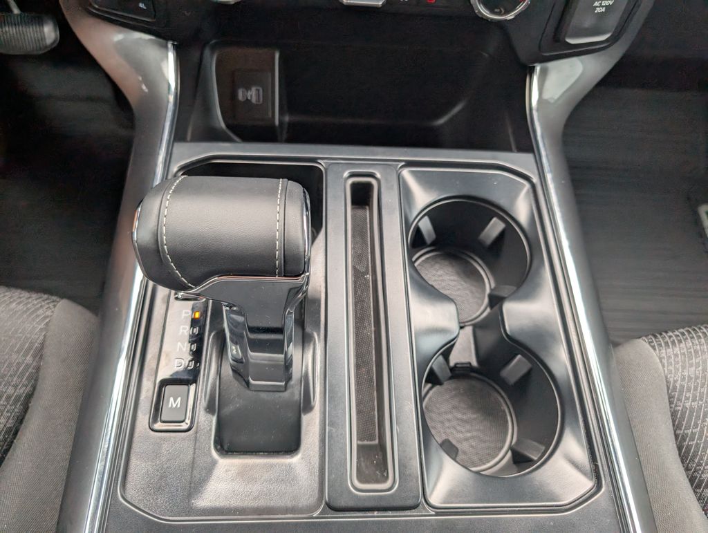 2023 Ford F-150 XLT photo 20