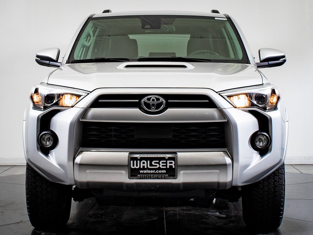 2020 Toyota 4Runner TRD Off-Road Premium photo 2