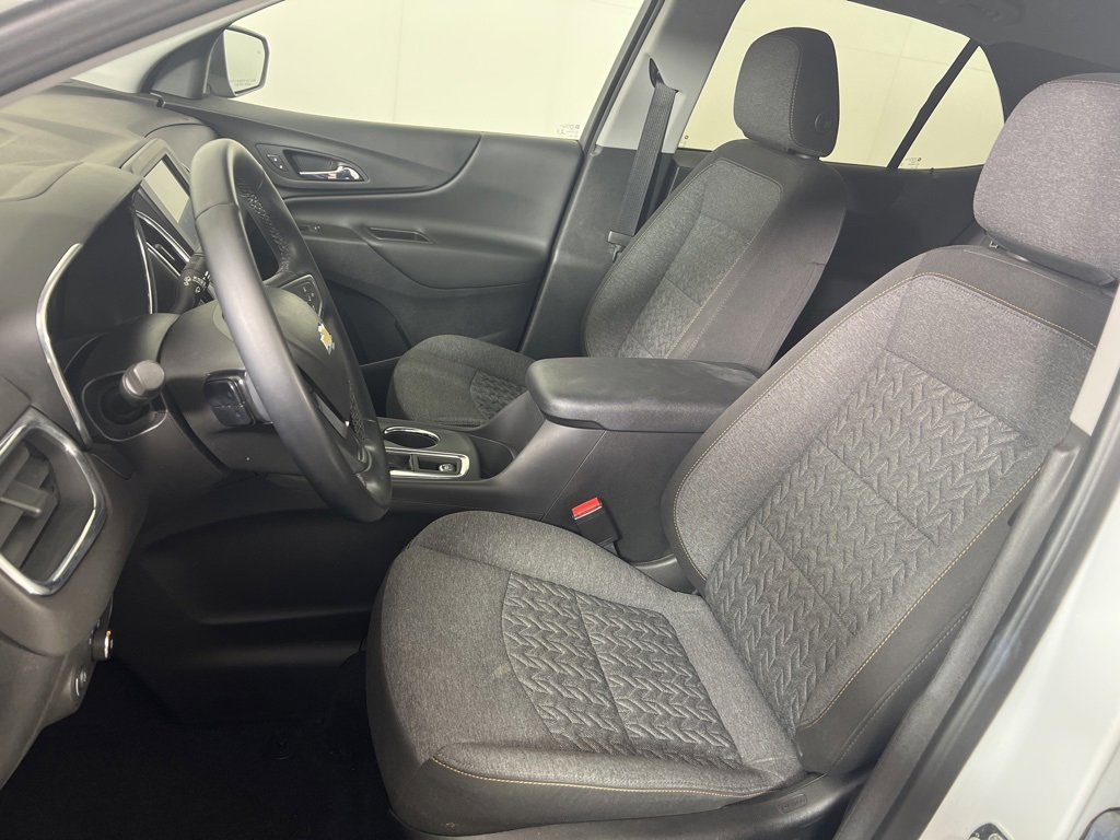 2023 Chevrolet Equinox LT photo 4
